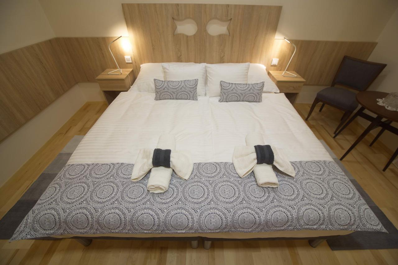 Holiday Home Podium Eger Buitenkant foto
