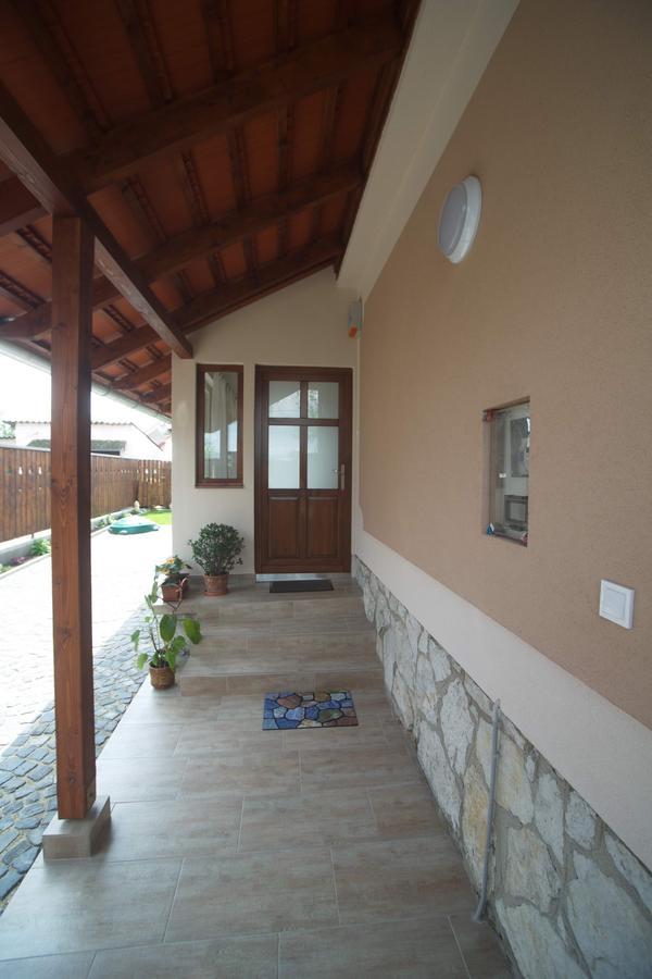 Holiday Home Podium Eger Buitenkant foto