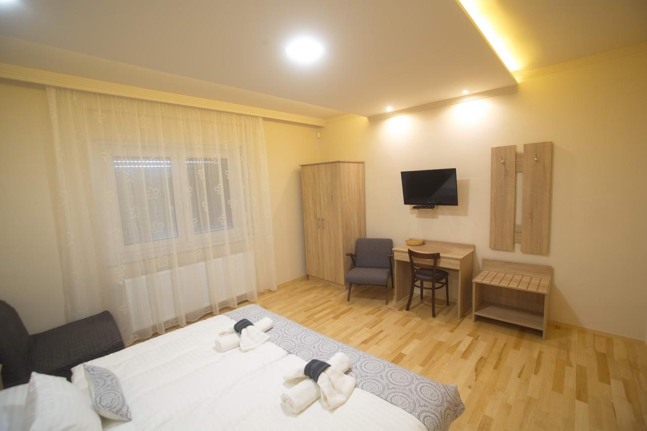 Holiday Home Podium Eger Buitenkant foto